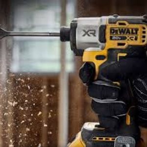 Máy khoan búa, vặn vít dùng pin Makita DHP483Z (không kèm pin sạc)
