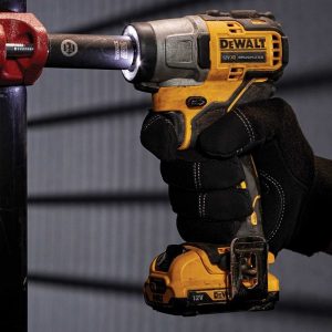 Máy cắt đá/gạch Makita MT413 (110mm)