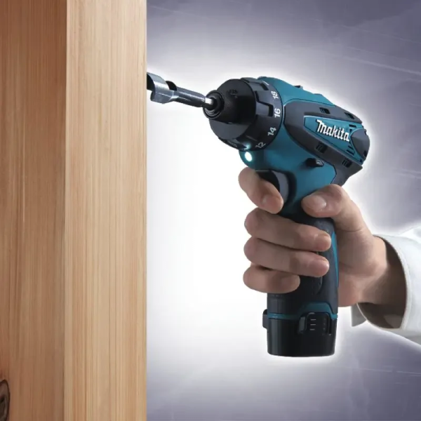Máy Khoan vặn vít dùng pin Makita DF030DZ (không kèm pin sạc)