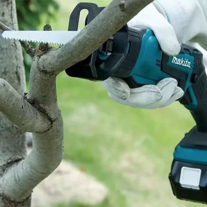 Máy cưa kiếm dùng pin Makita DJR185Z (không kèm pin sạc)