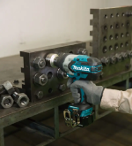 Máy siết bu lông dùng pin Makita DTW1001ZX2 (19MM/DÂY ĐEO/ (không kèm pin sạc)