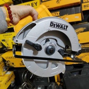 Máy siết cắt bu lông Makita 6922NB