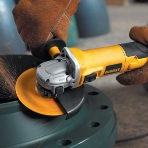 Máy vặn bu lông dùng pin Makita DFL083F