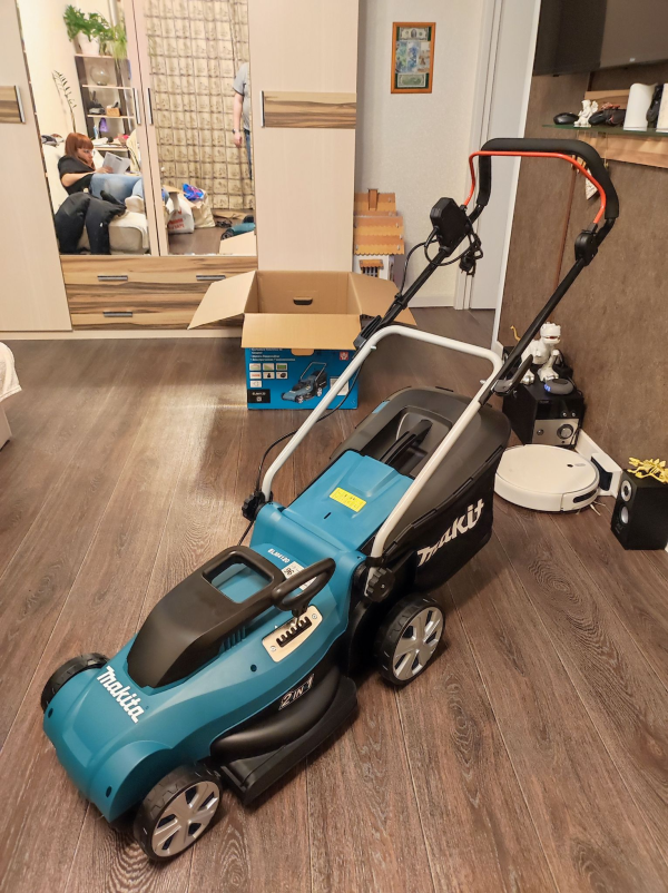 Máy cắt cỏ đẩy dùng điện ELM4120