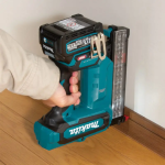 Máy bắn đinh dùng pin Makita FN001GZ02
