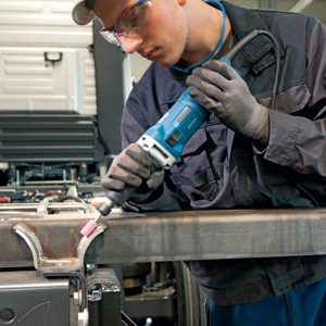 Máy hút bụi dùng pin Makita CL111DWI