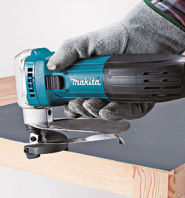 Máy Phun Xịt Rửa Bosch 1