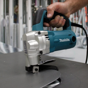Máy cắt tôn Makita JS3201