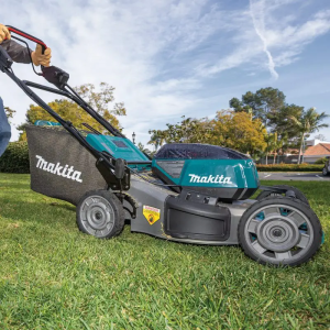 Máy cắt cỏ đẩy dùng pin Makita LM001CZ