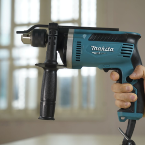 Máy khoan Makita M8100KX2B (kèm bộ phụ kiện 26 món)