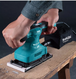 Máy chà nhám rung Makita M9203B