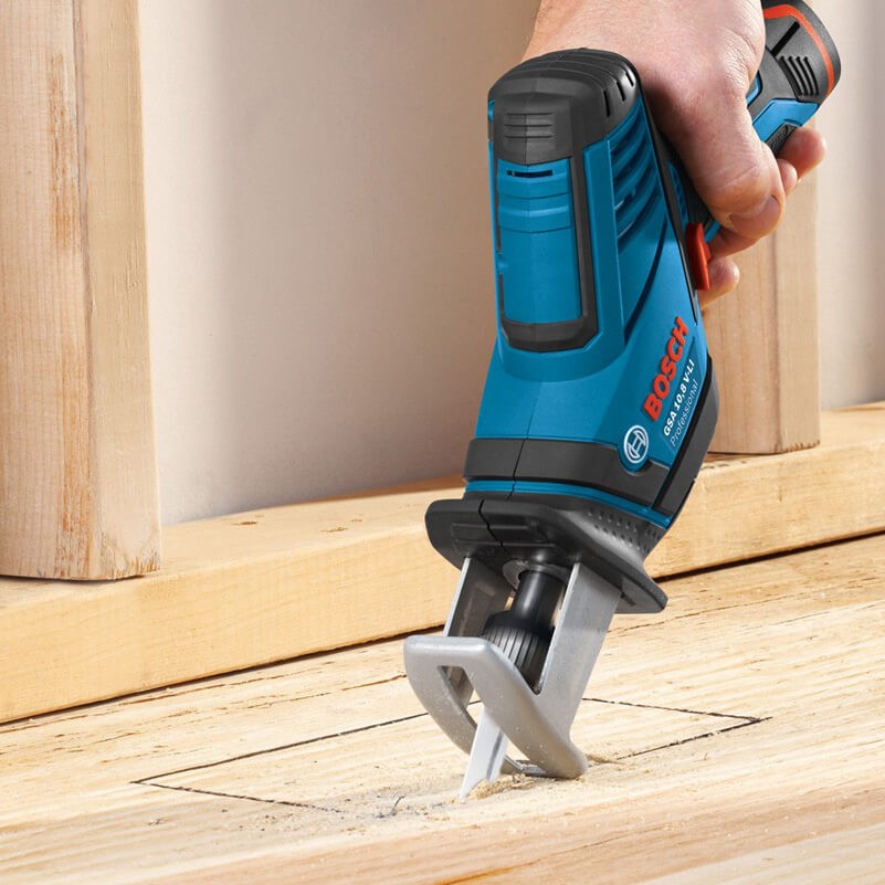Máy cưa kiếm dùng pin Bosch GSA 18V-LI Máy cưa kiếm dùng pin Bosch GSA 18V-LI