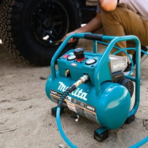Máy nén khí dùng pin 40V Max Makita AC001G