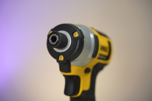 Máy vặn bu lông Dewalt dùng pin DCF885D2
