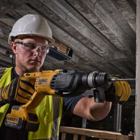 Máy khoan bê tông Dewalt dùng pin DCH133P2