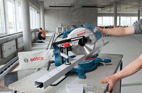 Máy cắt (kim loại) công nghệ hồ quang plasma điện một chiều CUT 100 (L201)