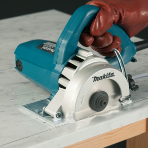 Máy cắt Makita 4100NH3