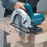 Máy cưa đĩa Makita 5806B