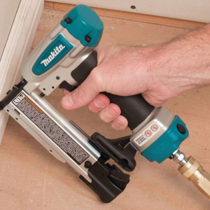 Máy bắn đinh nhỏ dùng hơi Makita AF353