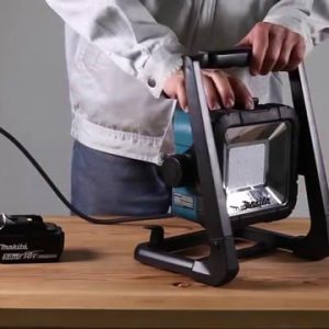 Đèn công trường dùng điện và pin Makita DML805 (Không kèm pin, sạc)