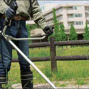 Máy cắt cỏ dùng pin Makita DUR365UZ (không kèm pin sạc)