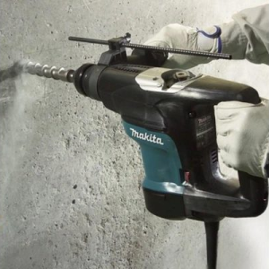 Máy khoan đa năng Makita HR3200C