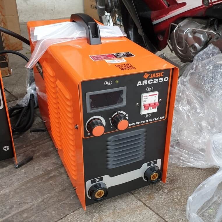 Máy hàn Jasic TIG-400 (J98) (IGBT, chức năng TIG/QUE và chế độ 2T/4T, Nguồn 380V)