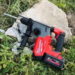 Máy khoan búa M12 Milwaukee  CH-402C SET (2 pin x 4.0Ah, 1 sạc)