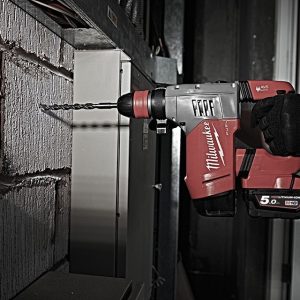 Máy khoan búa M12 Milwaukee  CH-402C SET (2 pin x 4.0Ah, 1 sạc)
