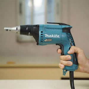 Máy khoan búa Makita NHP1300S