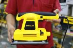 Máy chà nhám cầm tay Stanly SSS310-B1 310W-1/2