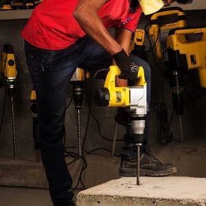 Máy khoan cầm tay Stanley STHR272KS-B1 850W
